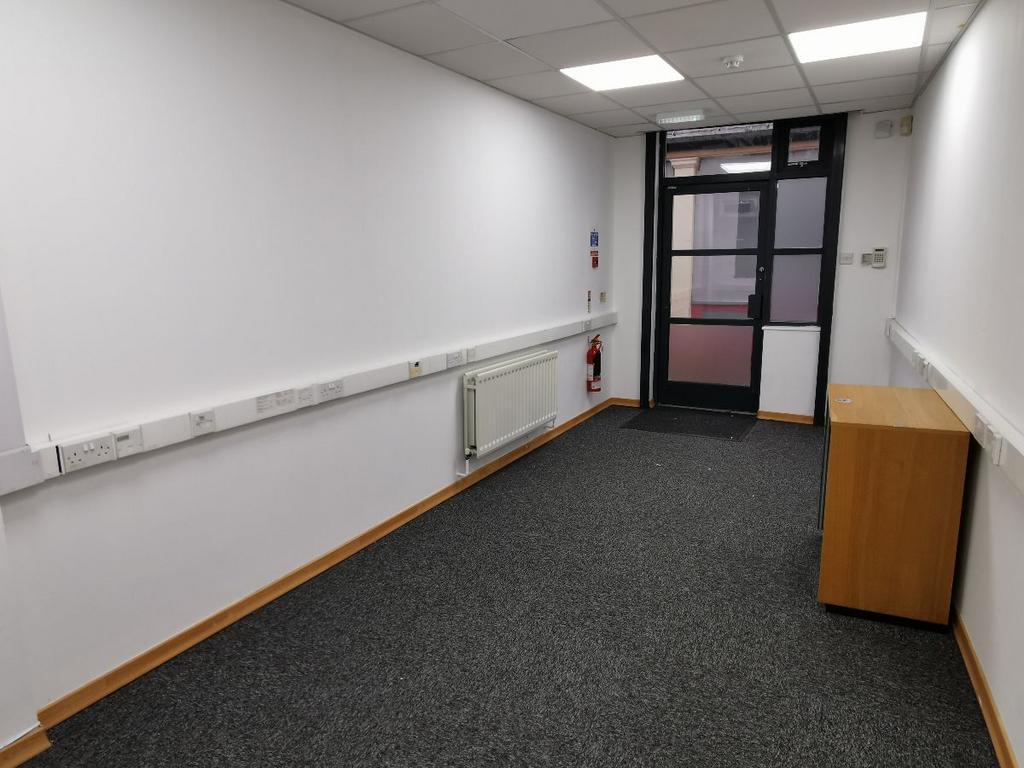 1-4 Forth Ln, Newcastle Upon Tyne for lease Interior Photo- Image 1 of 4