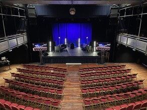 Office/Retail in Barking for lease Interior Photo- Image 1 of 5