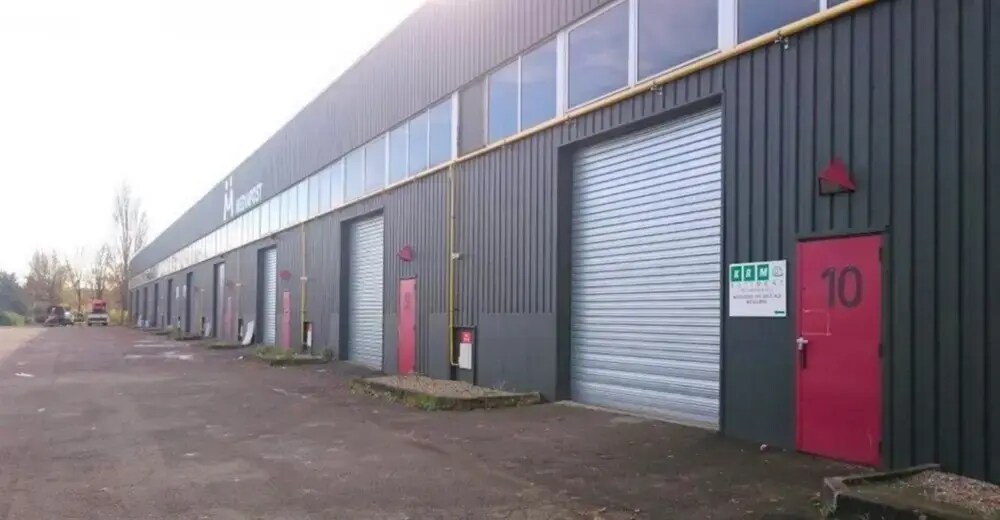 Rue Des Osiers, Coignières, Coignières for lease Building Photo- Image 1 of 3