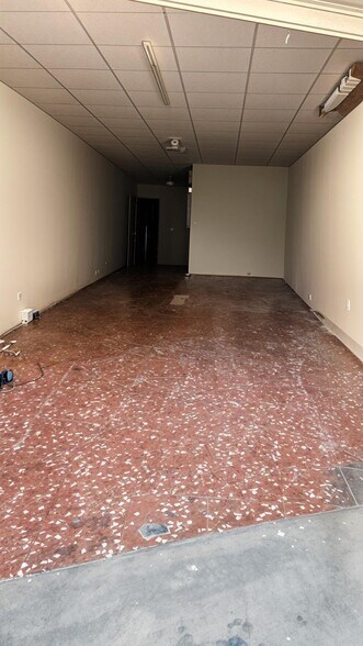 Carrer Doctor Álvaro Esquerdo, 34, VILLAJOYOSA, Alicante for sale - Interior Photo - Image 3 of 6