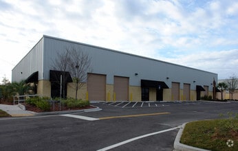 6334 Philips Hwy, Jacksonville, FL for lease Building Photo- Image 2 of 3
