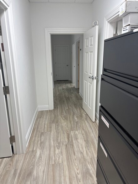 3606 Maclay Blvd S, Tallahassee, FL for lease - Interior Photo - Image 3 of 42