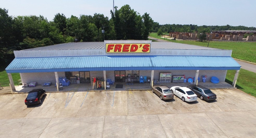 105 Memorial Pkwy NW, Aliceville, AL 35442