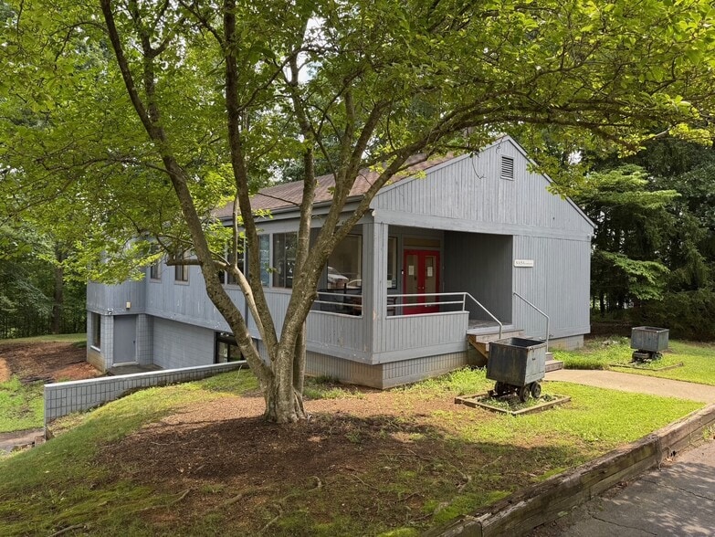 3343 Mineral Dr, Earlysville, VA for lease - Building Photo - Image 2 of 10