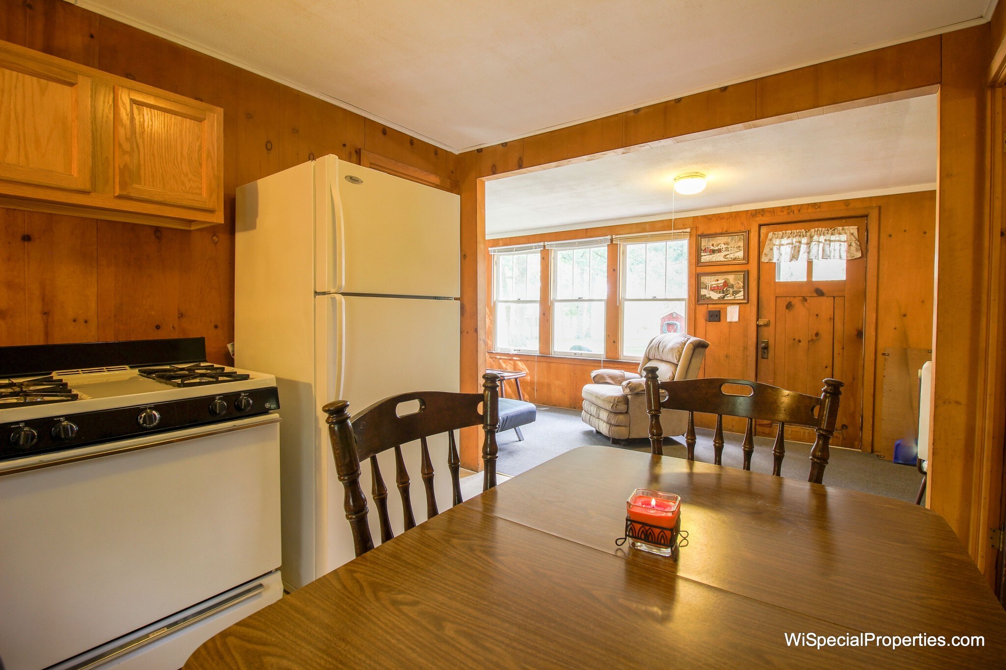 W505 Huron Bay Dr, Montello, WI 53949 Log Cabin Resort