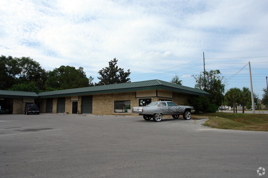 1706 N Magnolia Ave, Ocala, FL for lease - Building Photo - Image 2 of 4