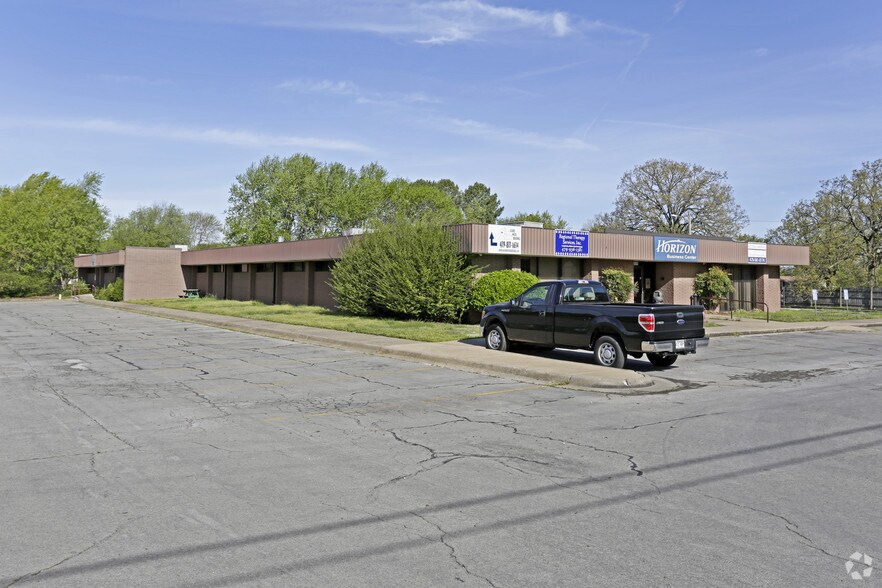 2800 N 2nd St, Rogers, AR for sale - Primary Photo - Image 1 of 1