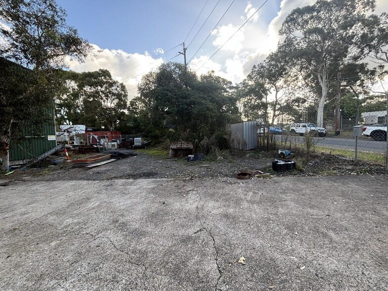 2 Gundah Rd, Mount Kuring-Gai for lease - Building Photo - Image 3 of 3