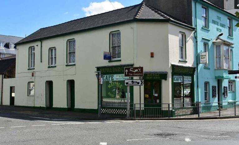 1 Pembroke St, Pembroke Dock for sale - Primary Photo - Image 1 of 1