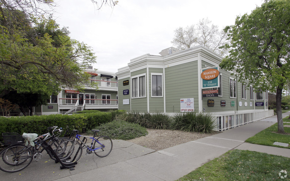 132 E St, Davis, CA for lease - Building Photo - Image 2 of 9