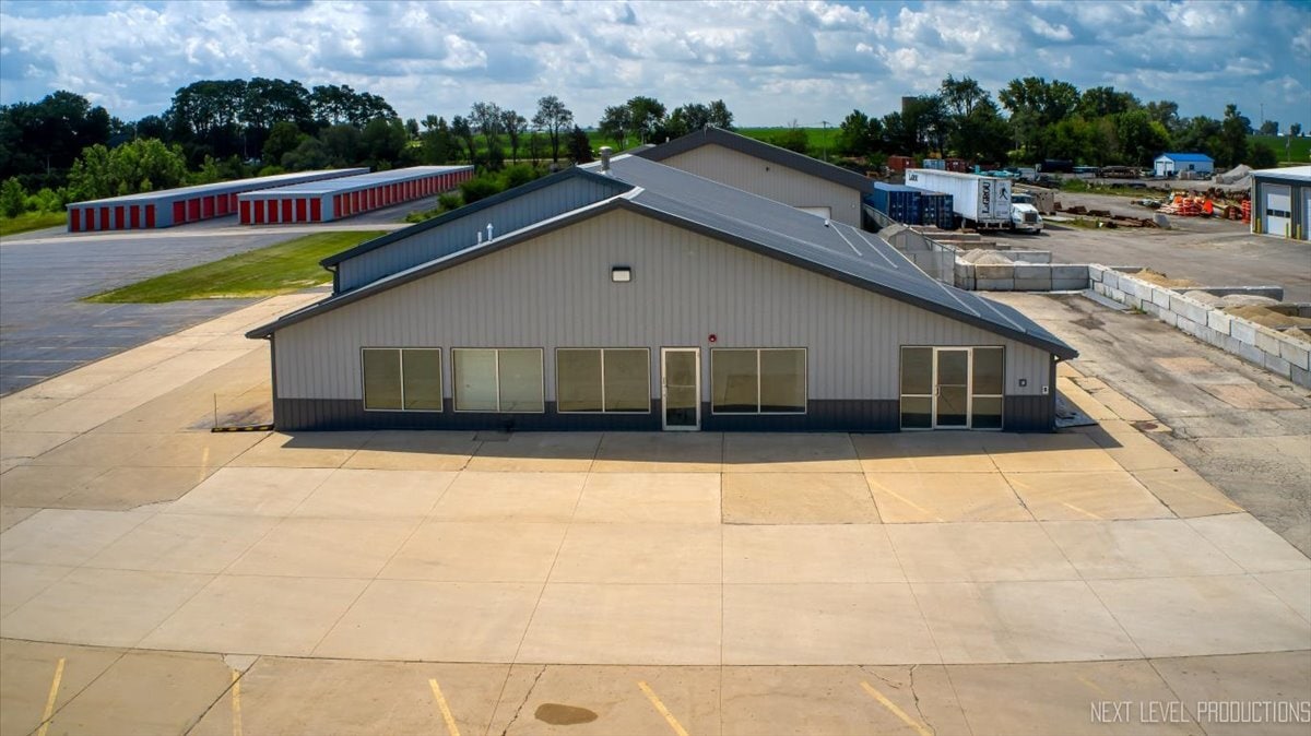 2690 E Church St, Sandwich, IL for lease Aerial- Image 1 of 28