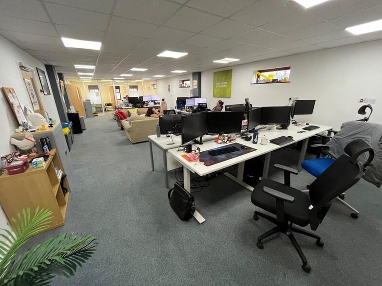 71 London Rd, Colchester for lease - Building Photo - Image 2 of 16