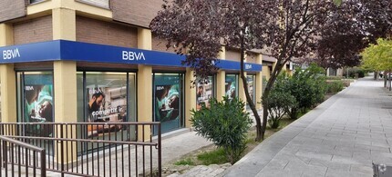 Office/Retail in Tres Cantos, Madrid for lease Interior Photo- Image 2 of 5