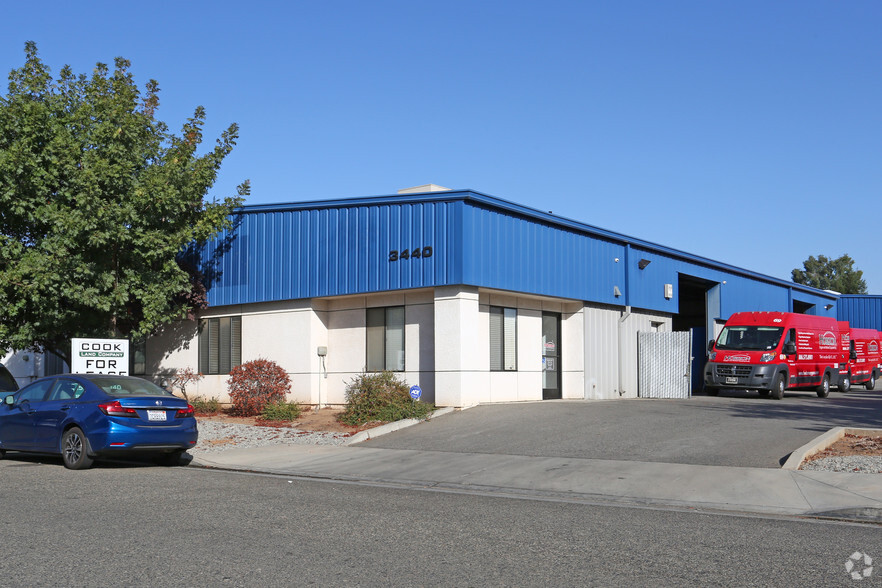 3440 W Holland Ave, Fresno, CA for lease - Primary Photo - Image 1 of 11