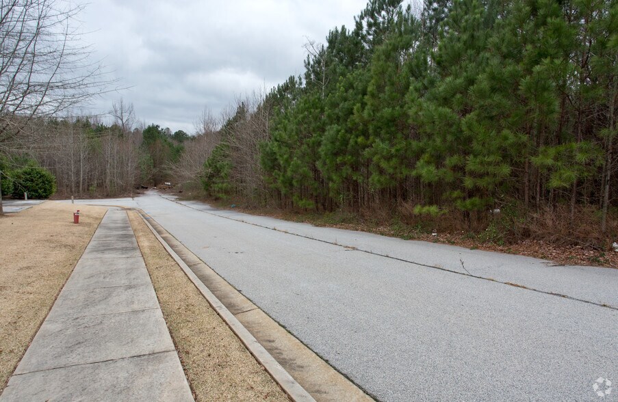 Spivey Rd, Stockbridge, GA 30281