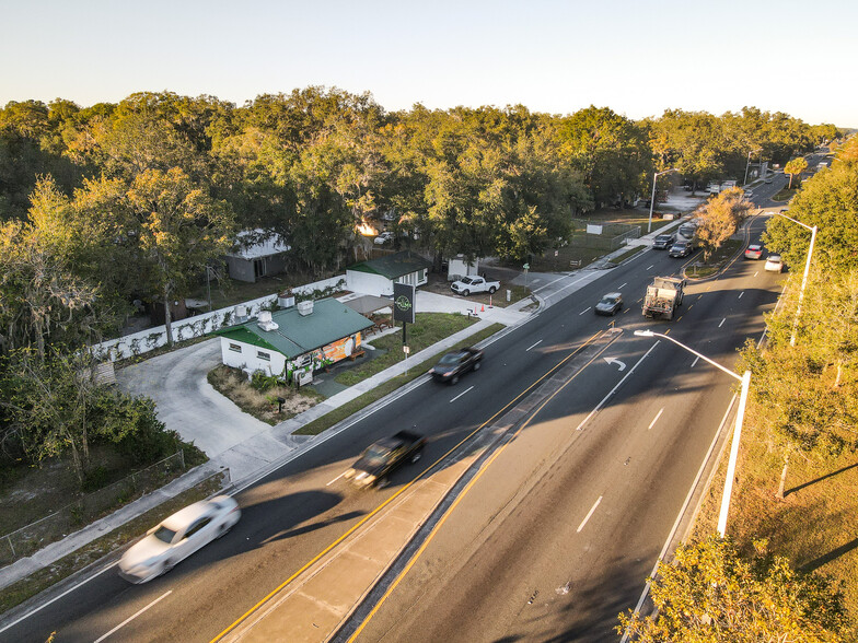 1818 NE Waldo Rd, Gainesville, FL for lease - Building Photo - Image 3 of 18