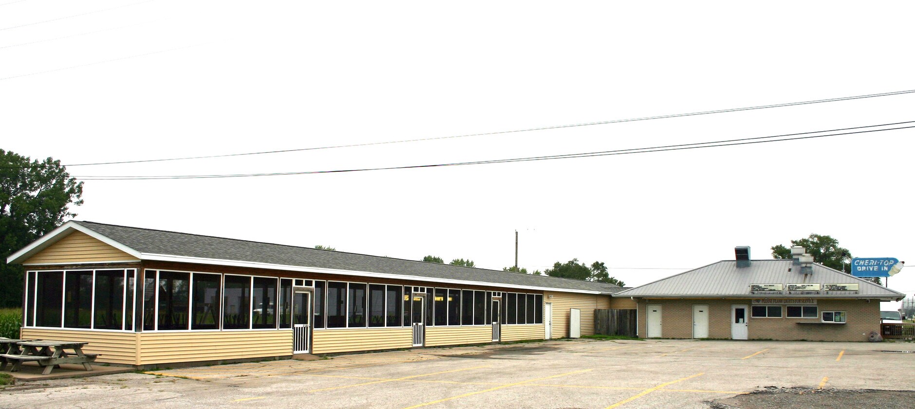 1701 Grandview Ave, Muscatine, IA 52761