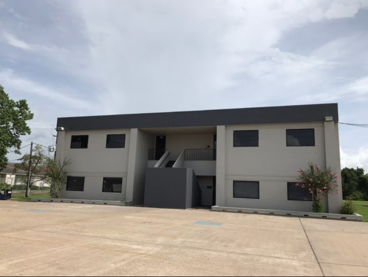 1001 W Baker Rd, Baytown, TX 77521