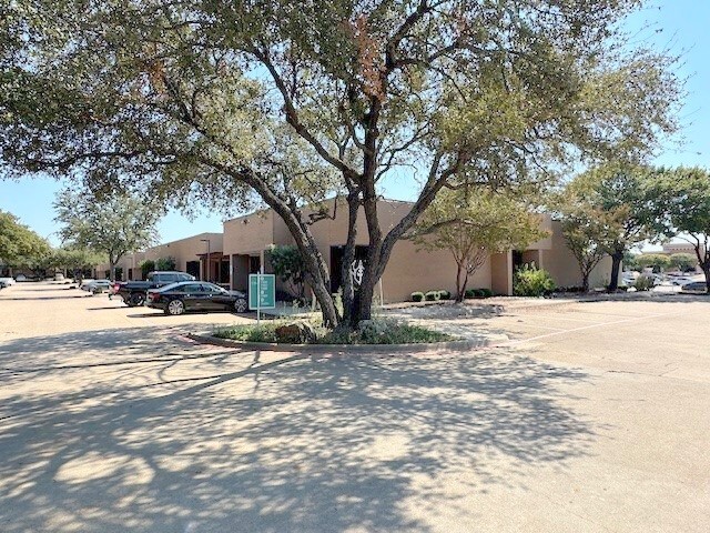 11880 Greenville Ave, Dallas, TX for sale - Building Photo - Image 2 of 9