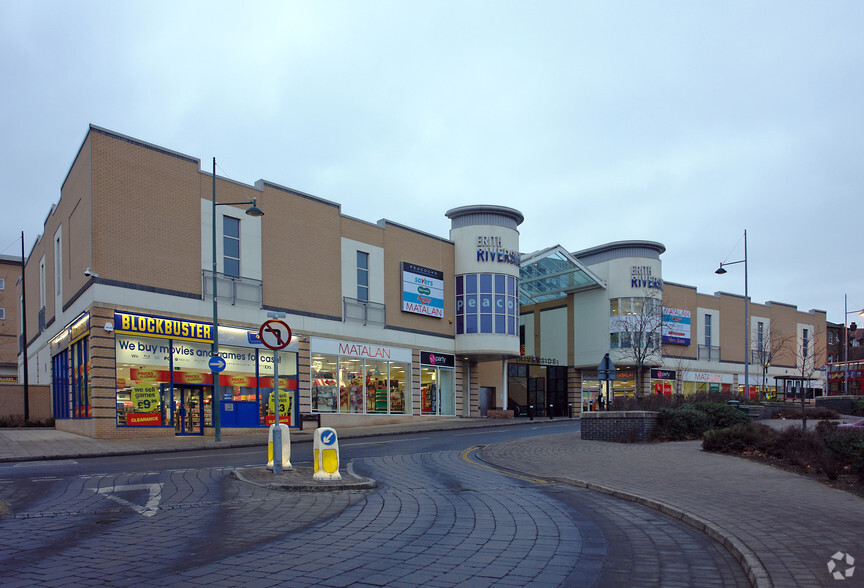 Pier Rd, Erith for lease - Building Photo - Image 3 of 9