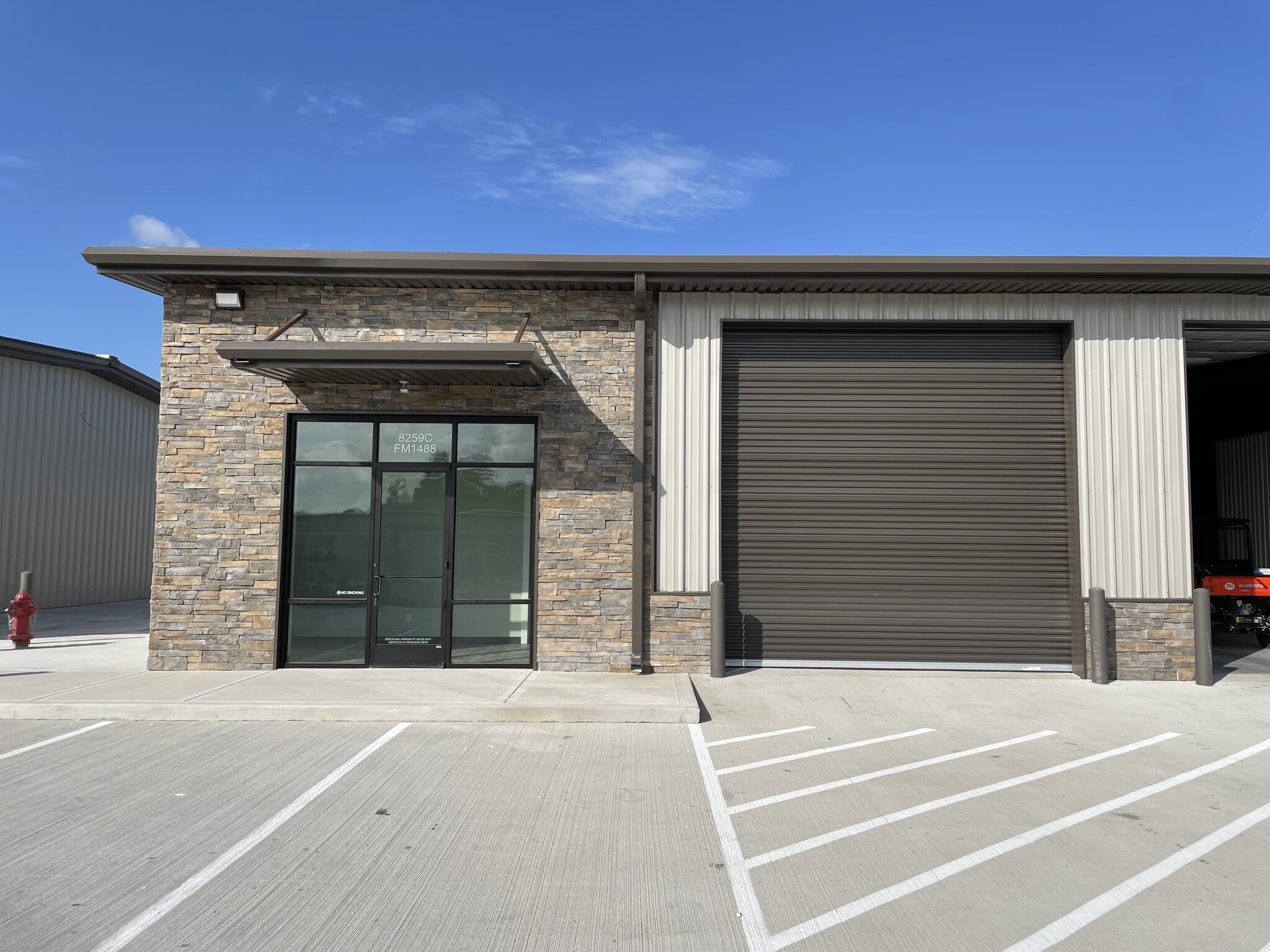 8265 FM 1488 Rd, Magnolia, TX for lease Building Photo- Image 1 of 11