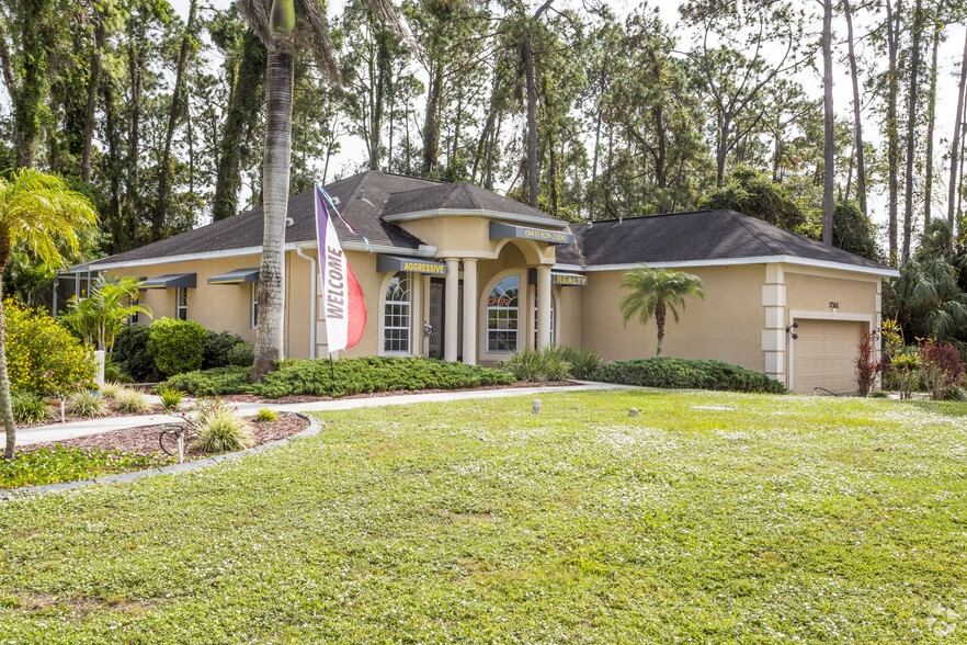 17162 Toledo Blade Blvd, Port Charlotte, FL for sale - Primary Photo - Image 1 of 12