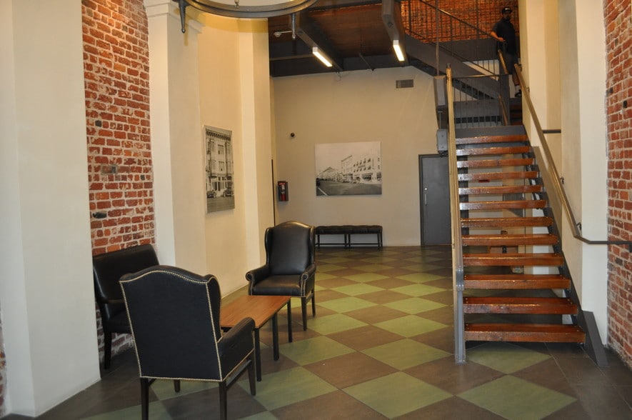 87 E Green St, Pasadena, CA for lease - Interior Photo - Image 3 of 6