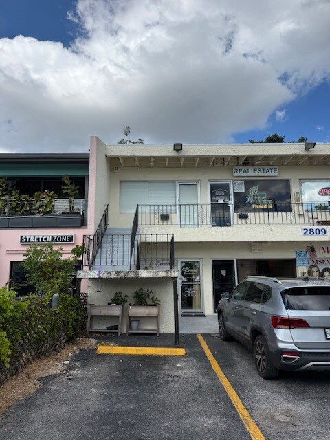 2809 Bird Ave, Miami, FL for lease Interior Photo- Image 1 of 3
