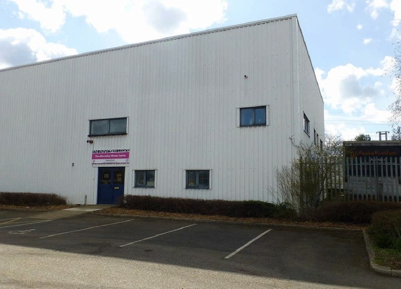 1182-1184 Lincoln Rd, Peterborough for lease - Building Photo - Image 3 of 3