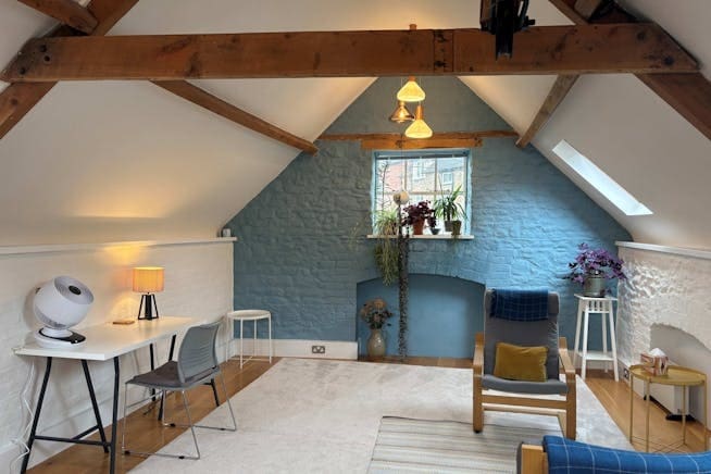 5 Water St, Dursley for sale - Interior Photo - Image 3 of 6