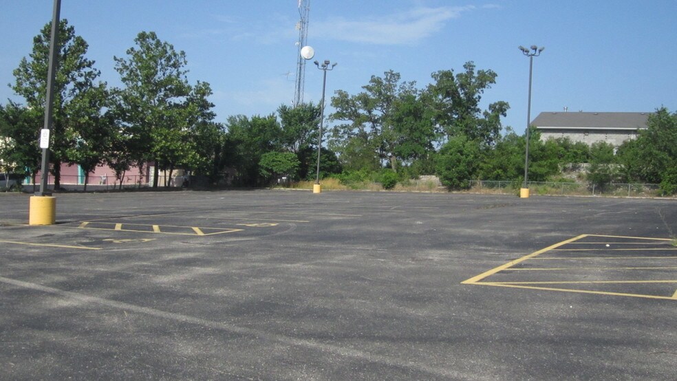 239 Shepherd of the Hills Expy, Branson, MO for sale - Building Photo - Image 1 of 1