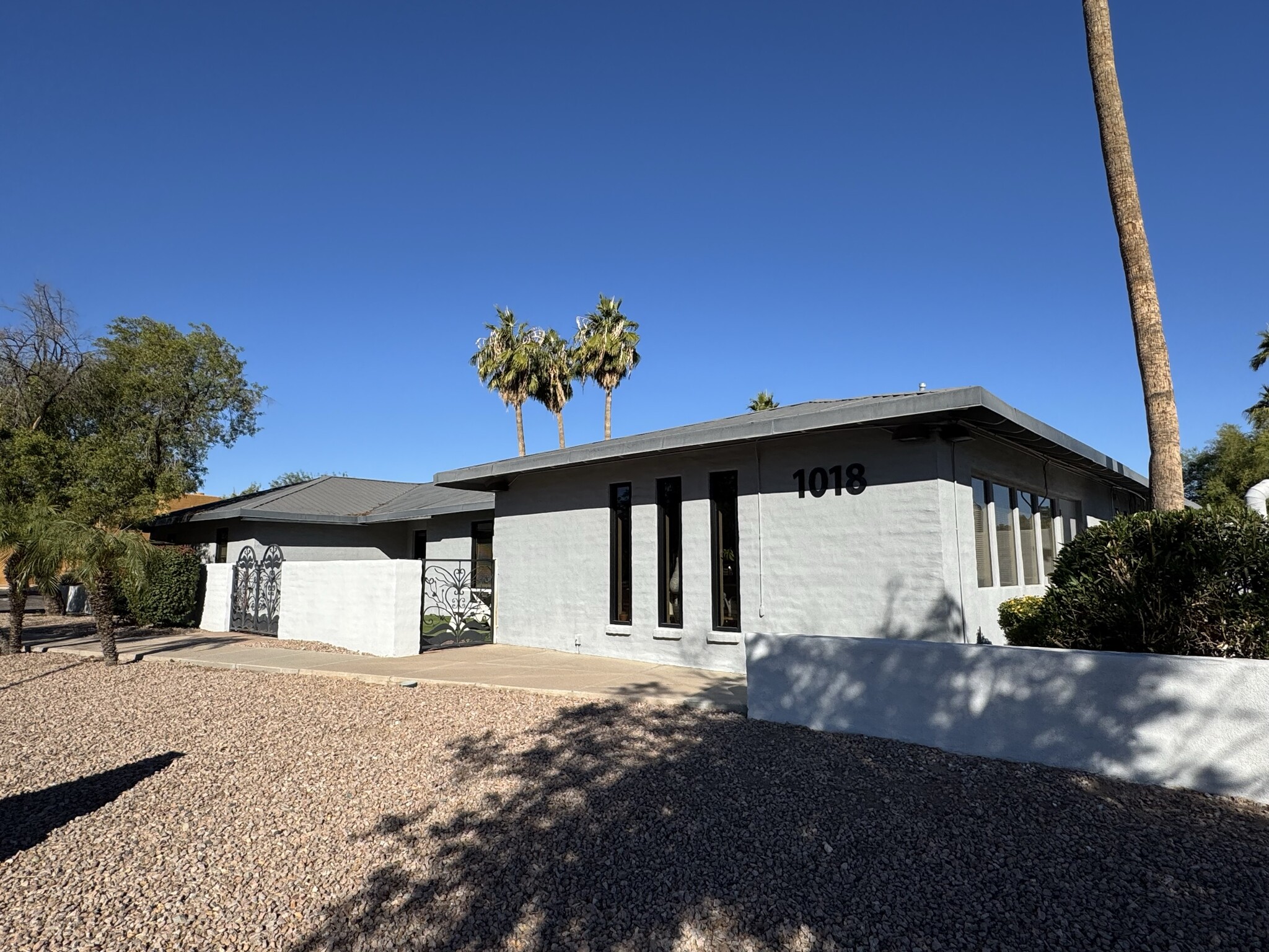 1018 E Guadalupe Rd, Tempe, AZ for lease Building Photo- Image 1 of 14