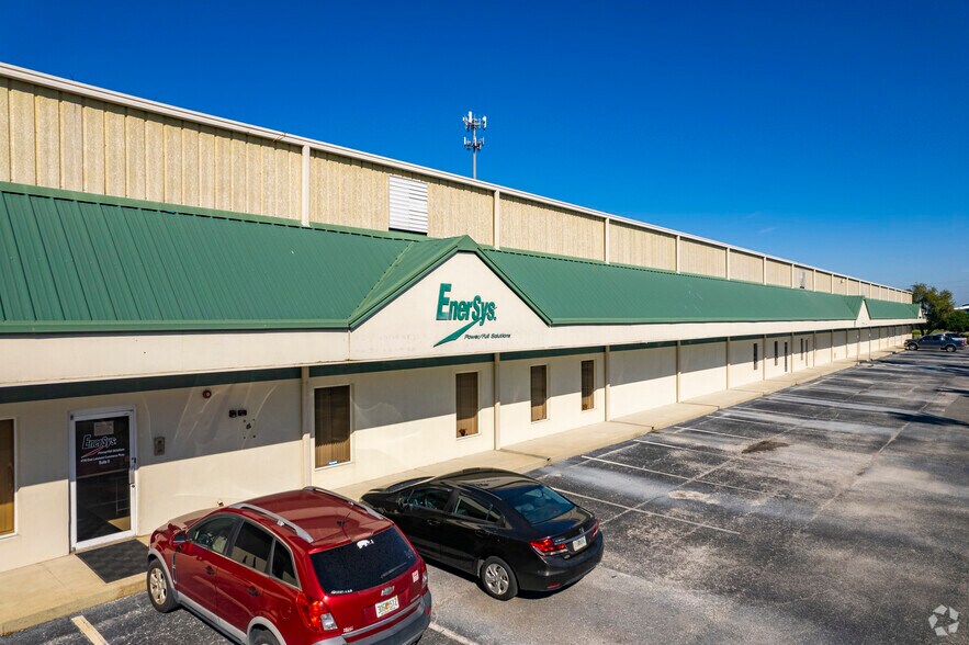 4740 E Lakeland Commerce Pky, Lakeland, FL for lease - Building Photo - Image 3 of 8