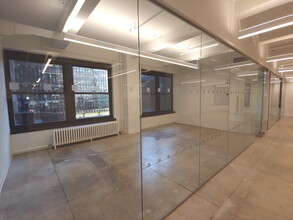 240 W 35th St, New York, NY for lease Interior Photo- Image 1 of 5