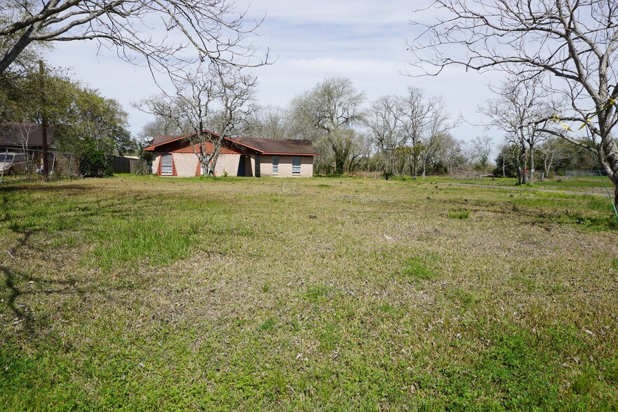 10922 FM 1764, Santa Fe, TX for sale - Building Photo - Image 1 of 1