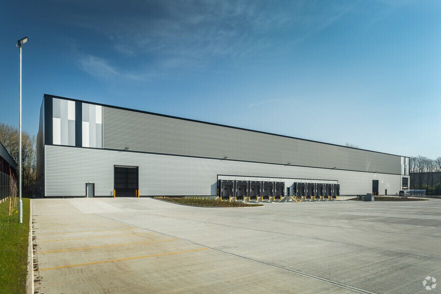 Aston Fields Rd, Runcorn for sale - Primary Photo - Image 1 of 1