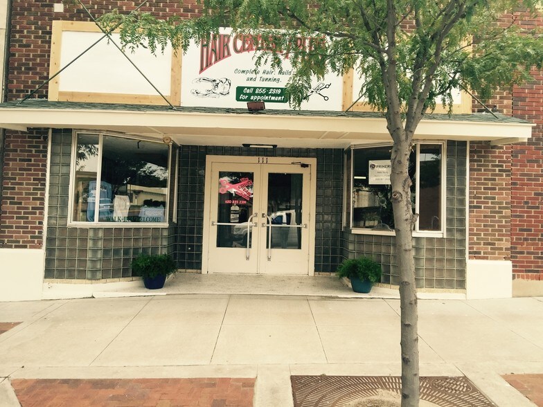 113 S Main St, Cimarron, KS for sale - Primary Photo - Image 1 of 1