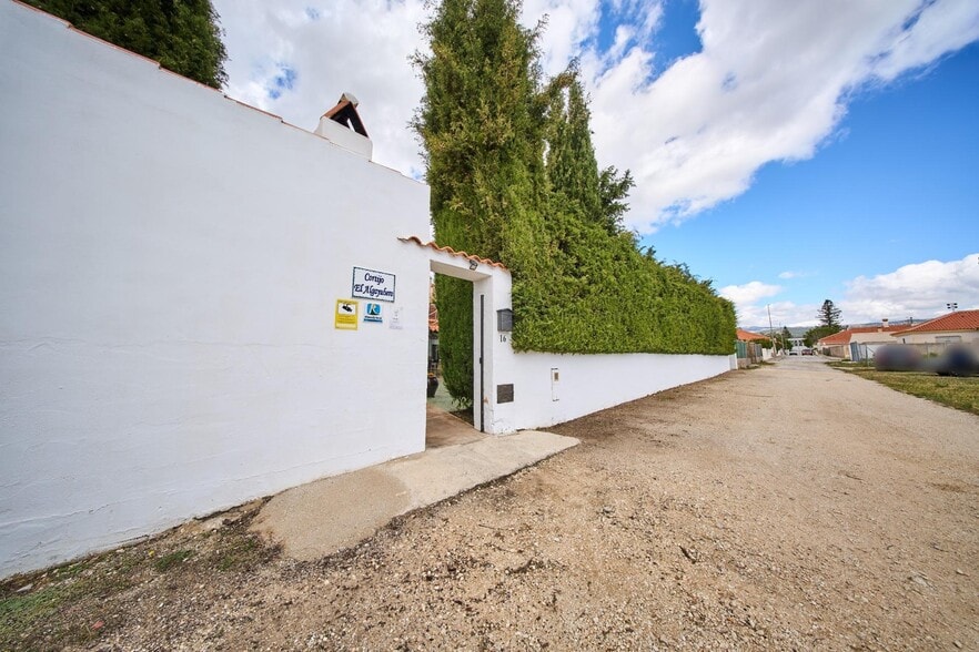 Calle Medina Azahara, 16, Puebla de Don Fadrique, Granada for sale - Building Photo - Image 2 of 48