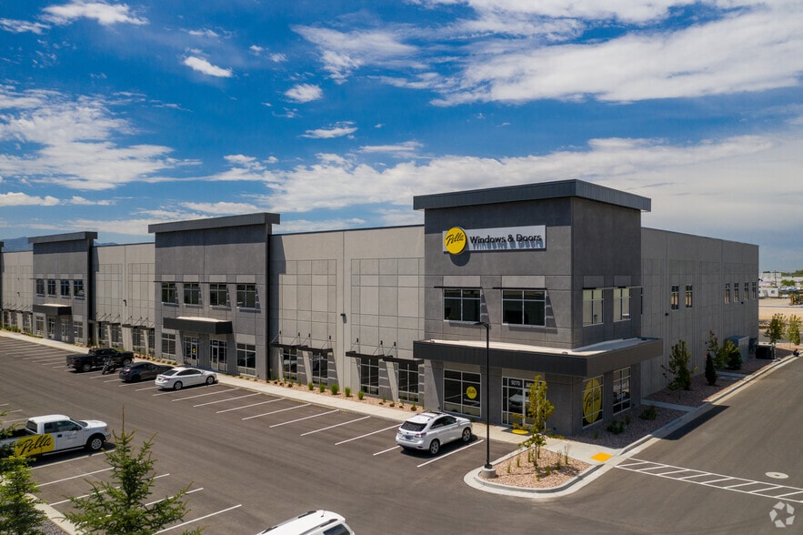 9270 S 500 W, Sandy, UT for lease - Primary Photo - Image 2 of 7