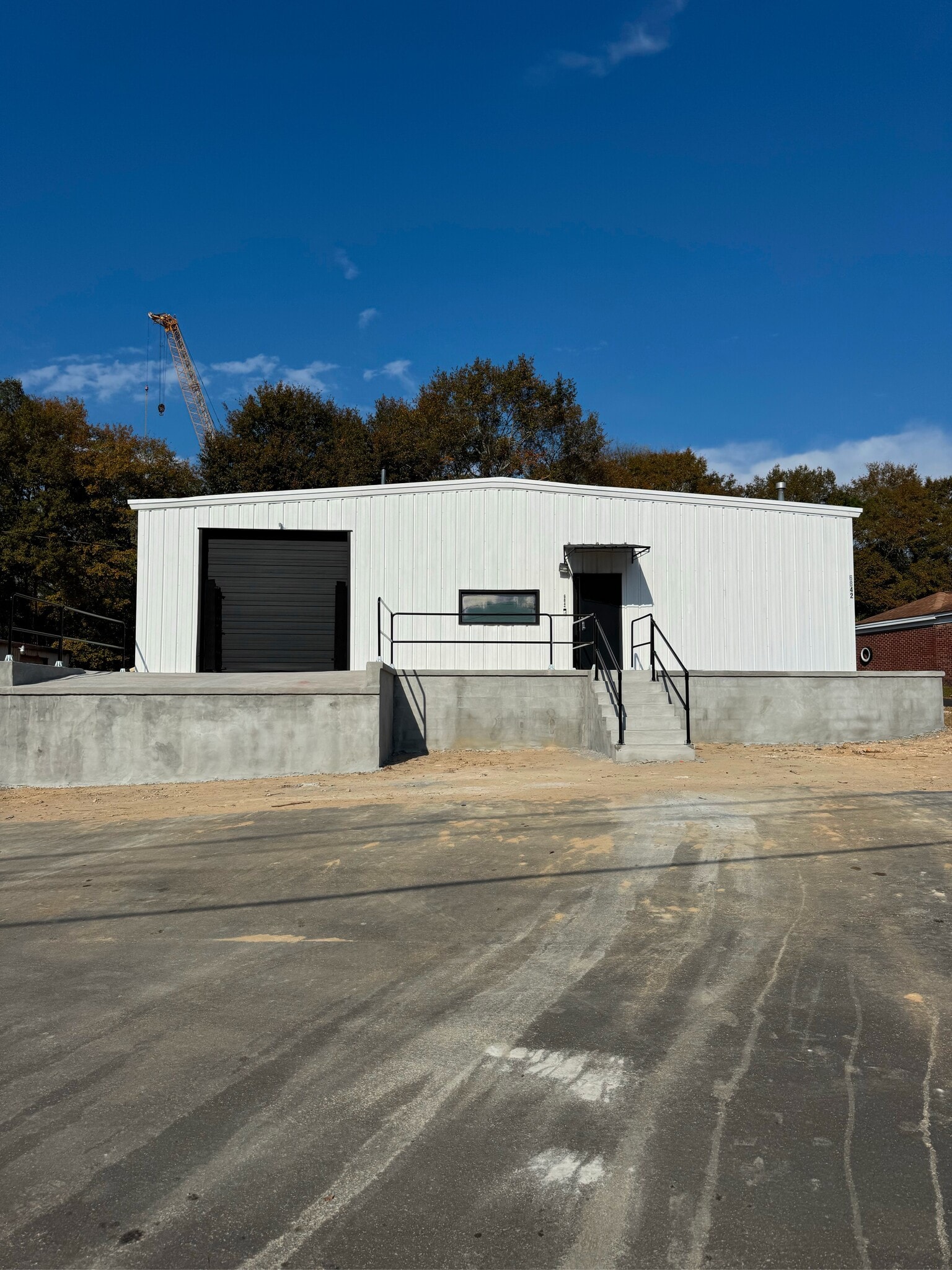 6842 Satchelford Rd, Columbia, SC for lease Building Photo- Image 1 of 8