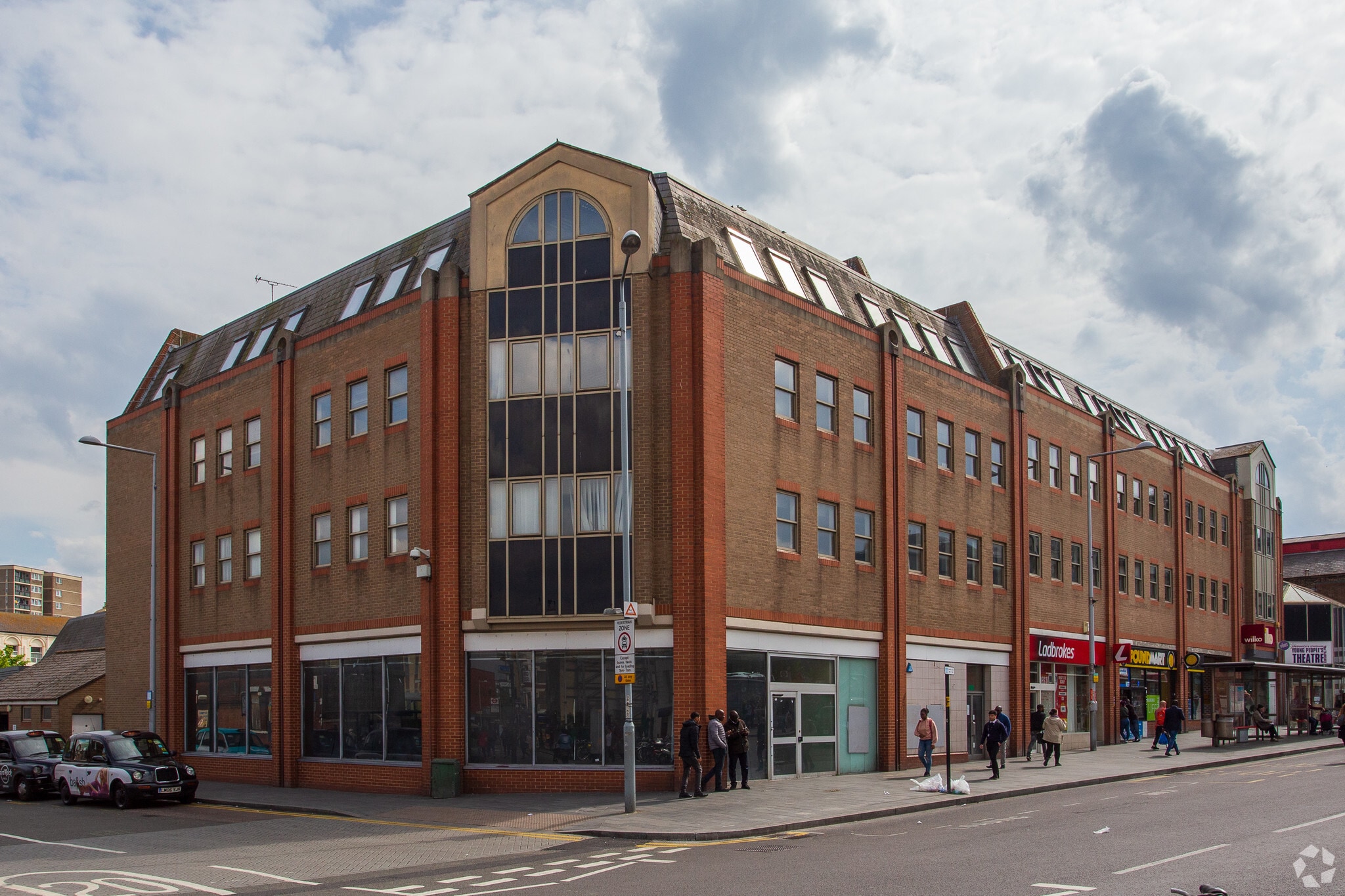 41 Woolwich New Rd, London for sale Primary Photo- Image 1 of 1