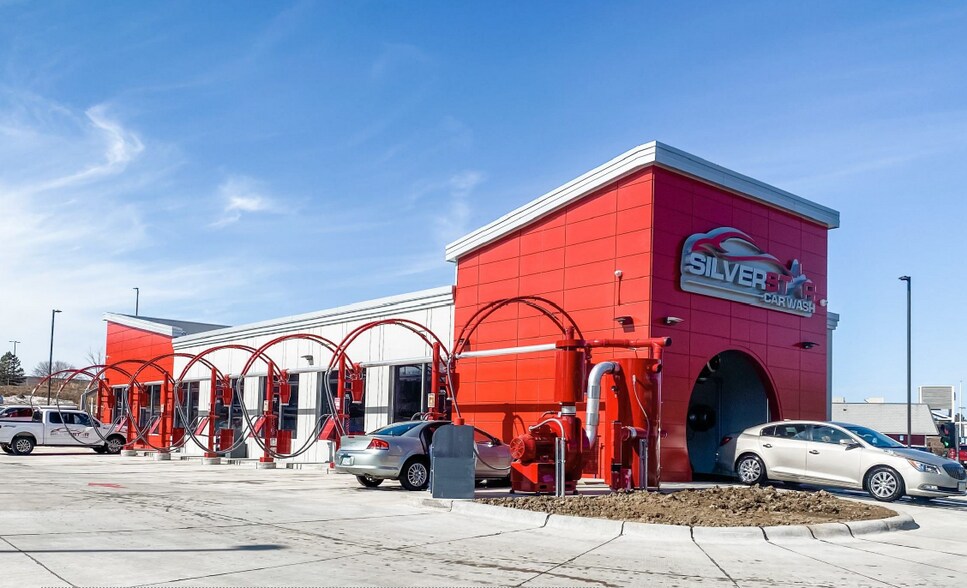 4200 S York St, Sioux City, IA for sale - Building Photo - Image 1 of 1