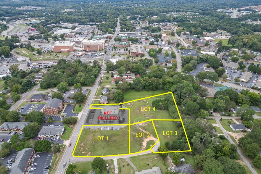 208 Pirkle Ferry Rd, Cumming, GA for sale - Building Photo - Image 3 of 13