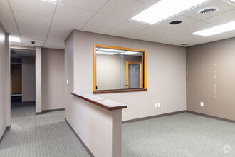 200 S Wenona St, Bay City, MI for lease Interior Photo- Image 2 of 8