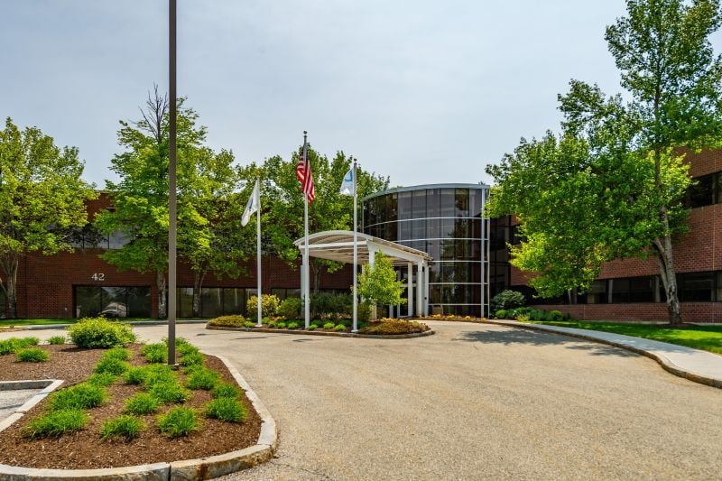 42 South St, Hopkinton, MA for lease Interior Photo- Image 1 of 2