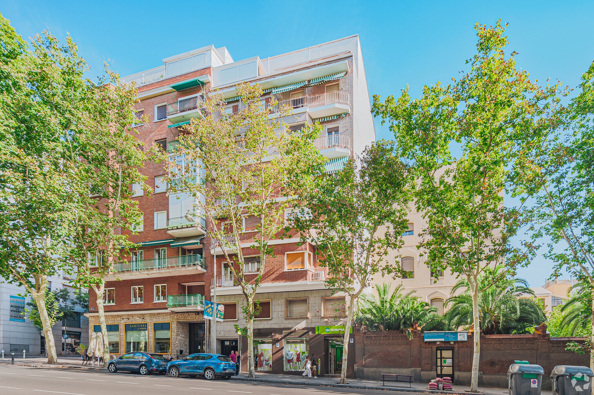 Multifamily in Madrid, Madrid for sale Primary Photo- Image 1 of 1