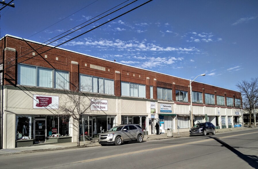 880-906 Park Ave, Meadville, PA for lease - Building Photo - Image 2 of 8