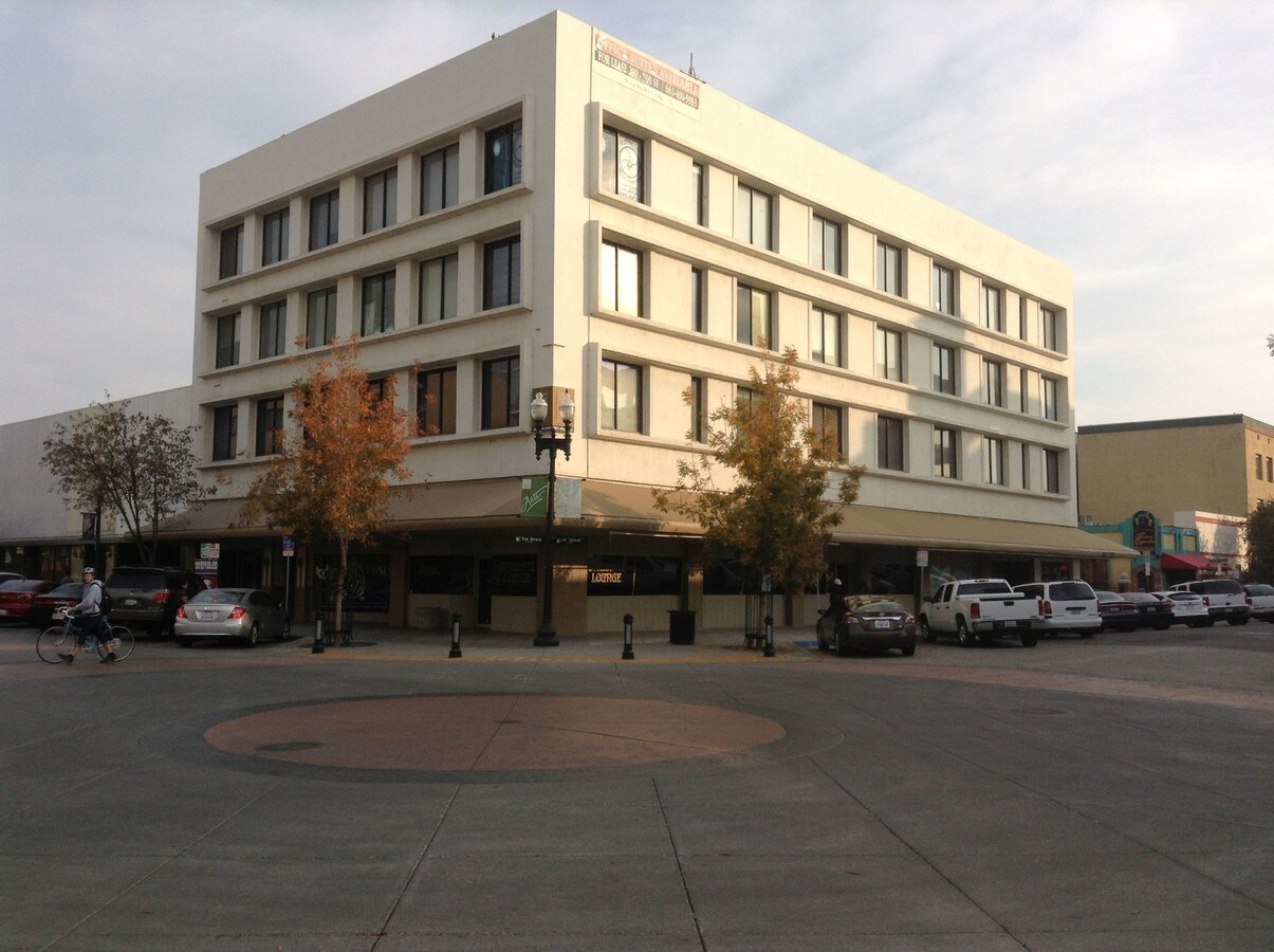 1525 19th St, Bakersfield, CA 93301 The Brower Building