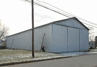 More details for 303 Front St, Williamstown, WV - Industrial for Sale