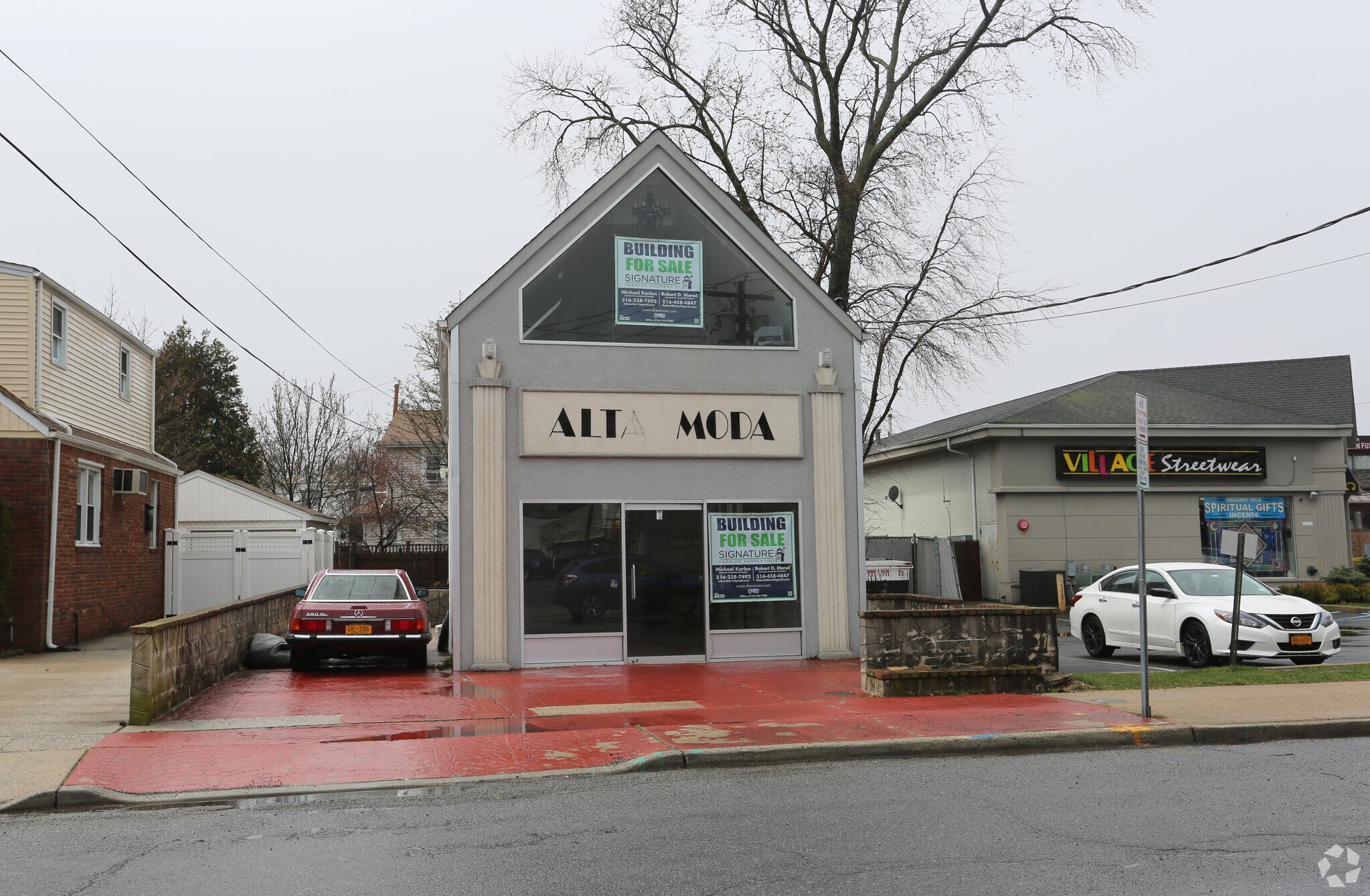 6 Beach Dr, Merrick, NY for sale Primary Photo- Image 1 of 1